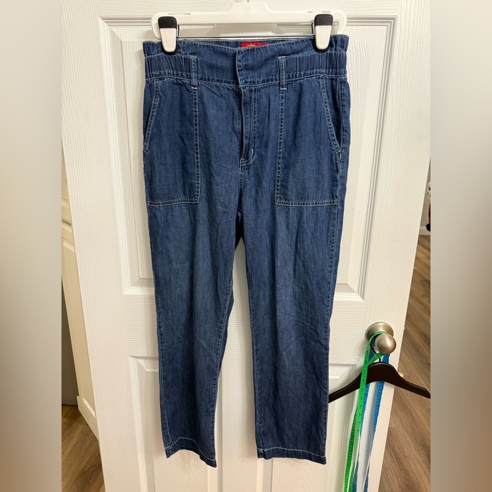 Dickies High Rise Utility Denim Pants Elastic Back 7/28
Paperbag waist Skater